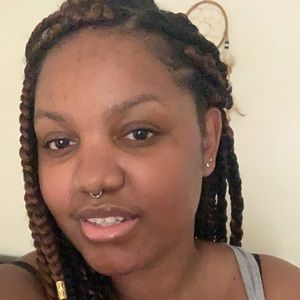 Meet your Posher, Jennie